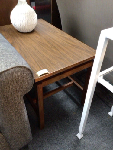 Mid Century Pair of End Tables