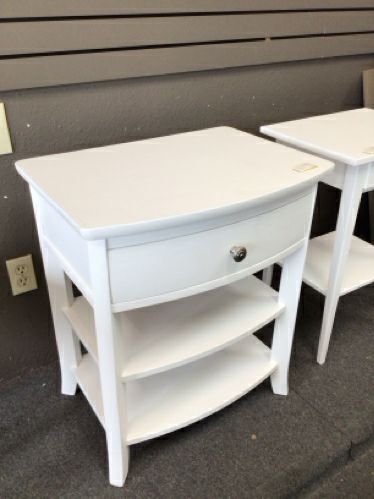 1 Drawer End Table