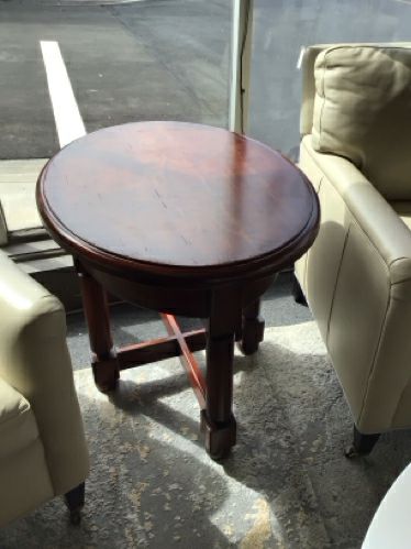 Nativa Oval Vine Top End Table