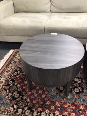 22" Round Arcadia Furniture End Table